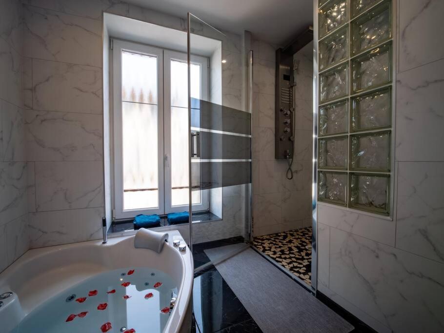 Mega Jeanne D'Arc Billard Baby Foot Logements Insolites Nancy Ngoại thất bức ảnh